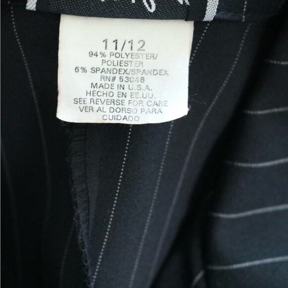 Vintage Y2K Breakin’ Loose Black Pinstripe Single Breasted Blazer - Picture 8 of 8